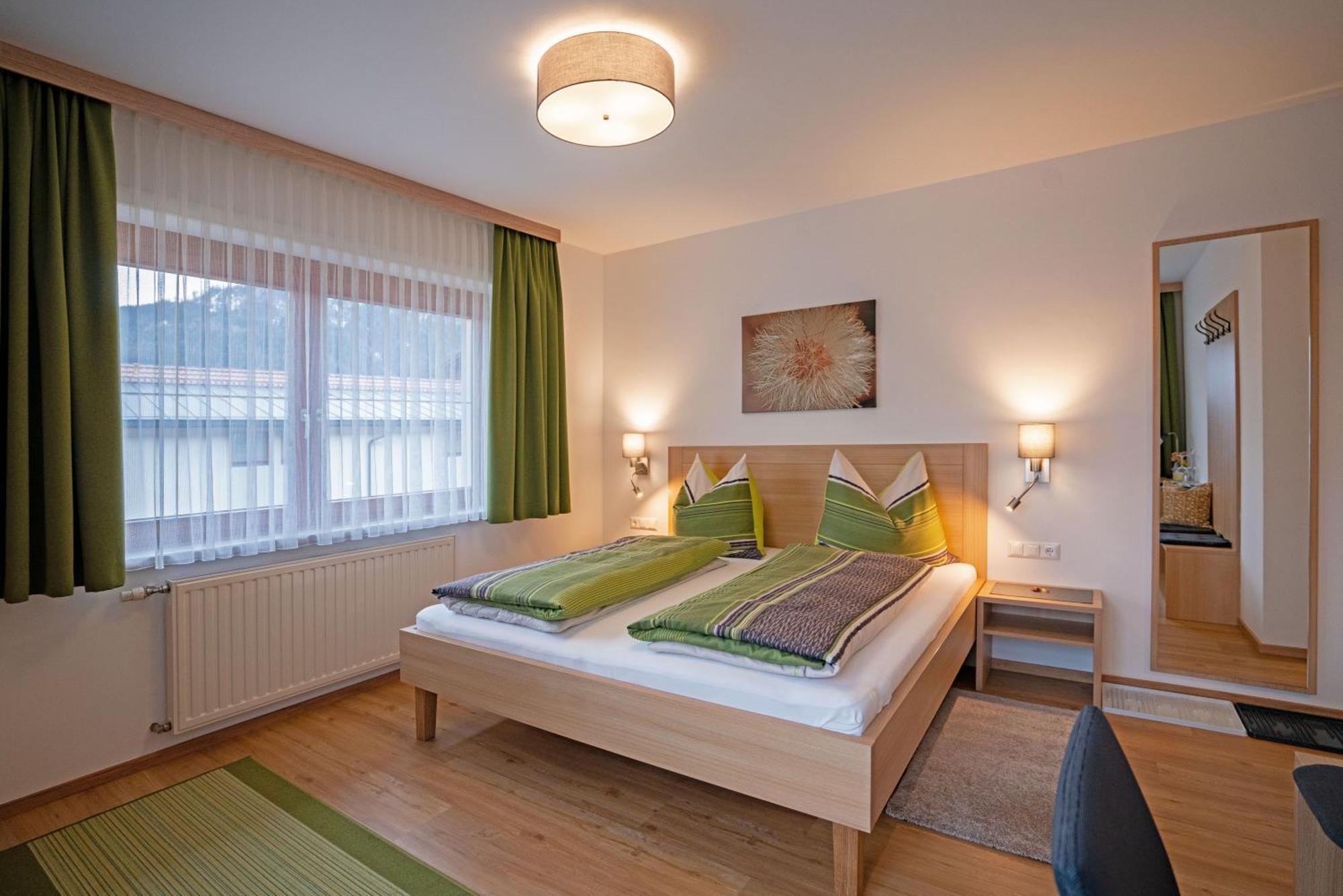Haus Lackner Am Weissensee In Kaernten Eksteriør bilde