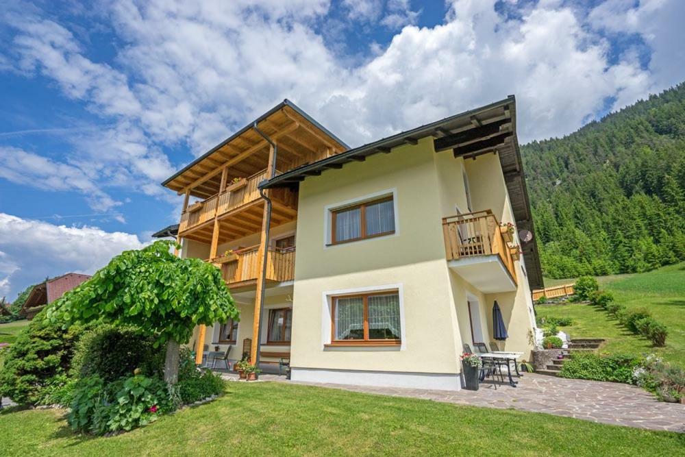 Haus Lackner Am Weissensee In Kaernten Eksteriør bilde